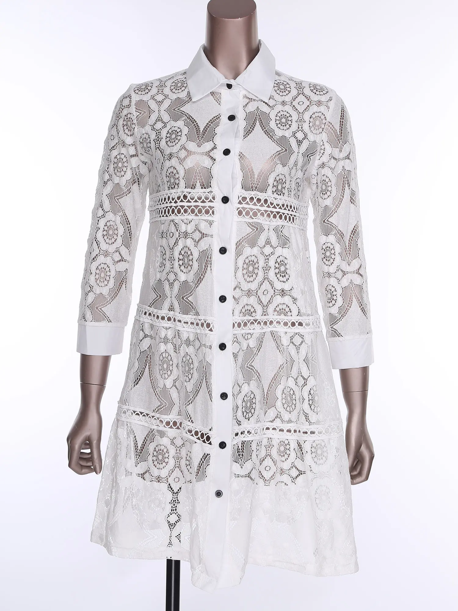 เสื้อเชิ้ตผู้หญิงผ้าลูกไม้ซีทรู แขนยาว ปกเสื้อเชิ้ต แต่งลูกไม้กิปัวร์ ติดกระดุม สไตล์โบฮีเมียน เสื้อคลุมตัวยาว เสื้อเบลาส์ เสื้อผ้าสุภาพสตรี