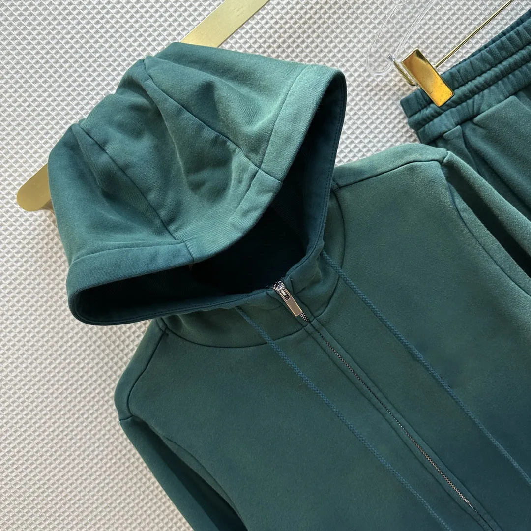 Women's Clothing Hooded zip casual suit  Autumn Winter New 1.26