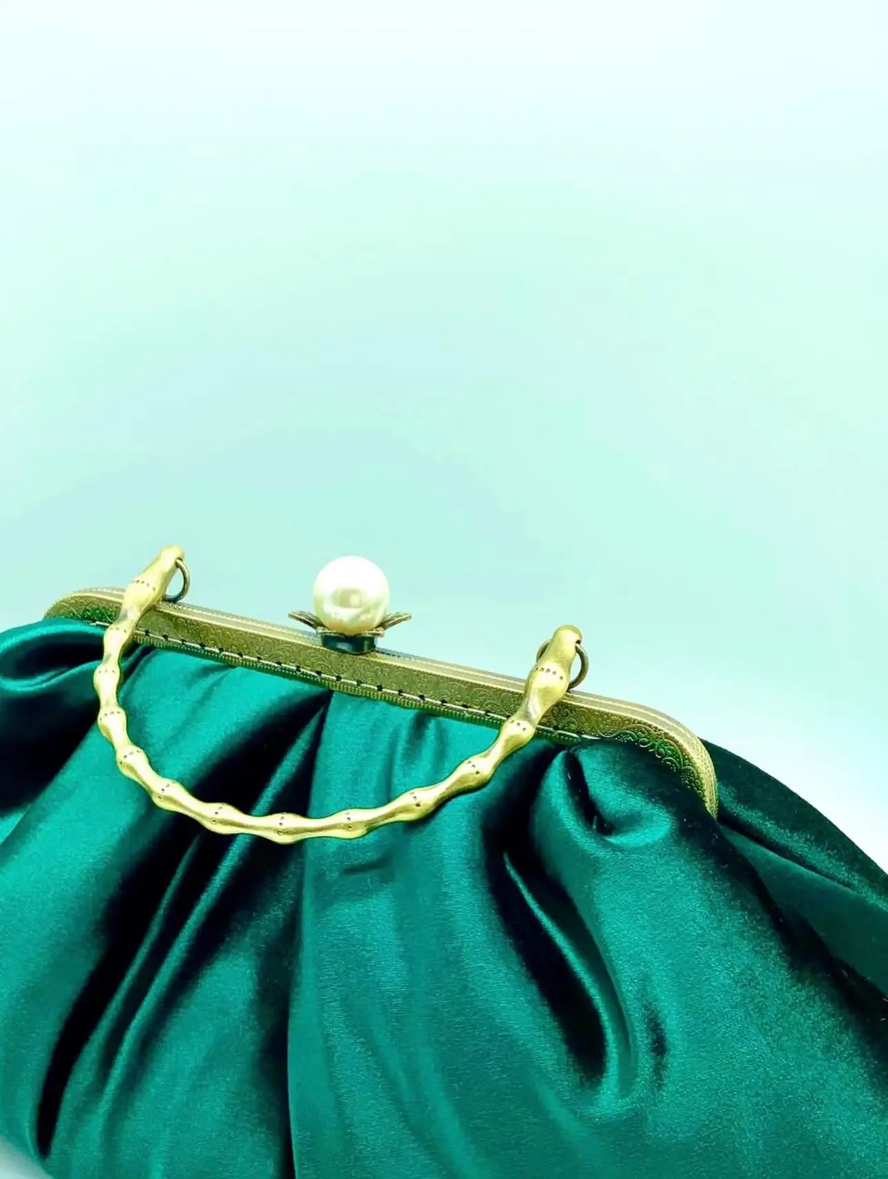 فقدت في حقيبة مخملية خمر كبيرة فضية اللون اللؤلؤ إغلاق منتفخ حقيبة مساء مخلب محفظة إطار معدني مخلب 36x18x12 سنتيمتر #3