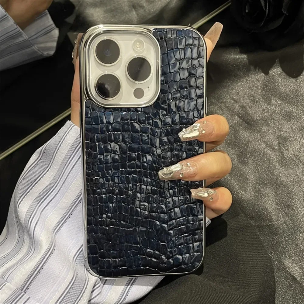 Luxury Glossy Crocodile Pattern Case For iPhone 16 15 14 13 12 11 Pro Max Plus Plating Cool Armor Shockproof Bright Color Cover