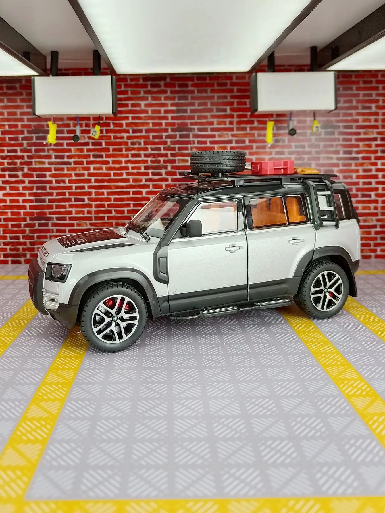 1:22 Land Rover Defender Hoge Simulatie Diecast Metaallegering Model auto Geluid Licht Trek Collectie Kinderen Speelgoed Geschenken