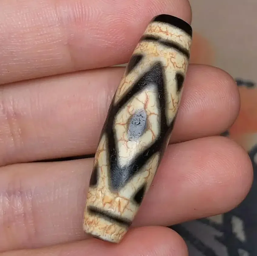 

Himalayan Ancient Tibetan DZI Beads Old Agate Vajra 3 Eye Amulet Pendant