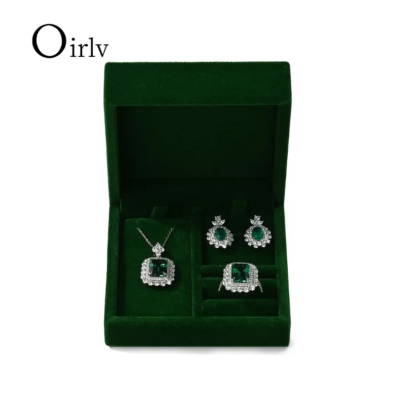 Luxurious Velvet Jewelry Box: Elegant Green Velvet Storage Necklaces, Earrings, Perfect for Organizing & Displaying Fine Jewelry