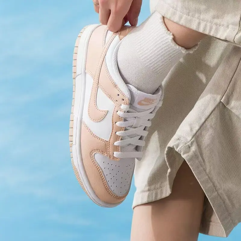 Nikedunk Low-Top Sneakers for Men and Women, Fashionable, Gs Shock-Absorbing, Wear-Resistant, Breathable, Versatile, Comfortable, Stylish, Suitable for School, Commuting, Shopping, Pink Iu7766-134