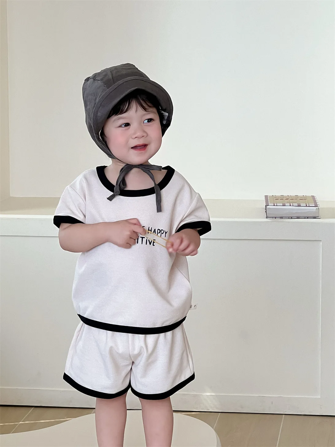 

2025 Summer New Baby Short Sleeve Clothes Set Boys Letter T Shirts + Shorts 2pcs Suit Cotton Infant Toddler Loose Casual Set