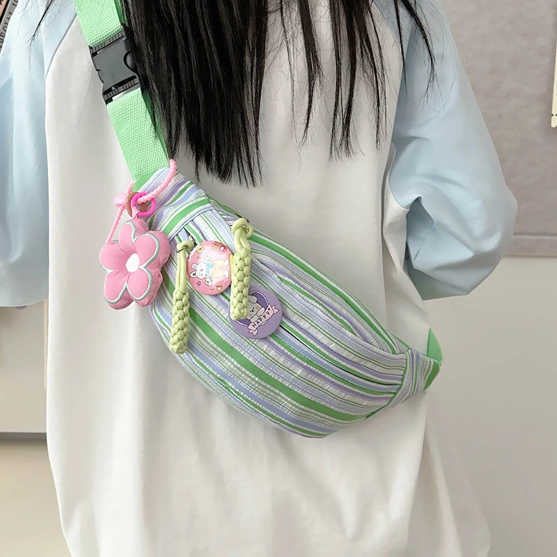 Cute lightweight pleated chest bag small fresh student Fanny pack Mori teenage crossbody bag