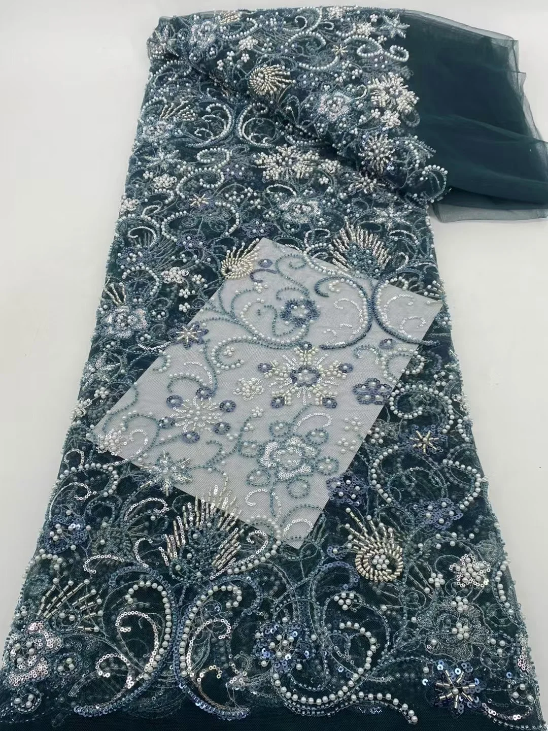 

Wholesale African Mesh Sequins Lace Fabric Sequins Nigerian Groom Lace Fabric French Tulle Lace Fabric For Wedding Party Dresses