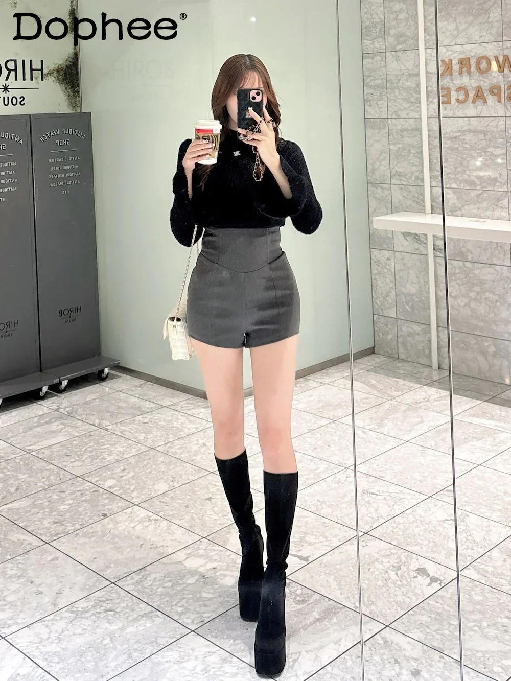 

Japanese girl fashion high-waisted A-word shorts temperament slim-fitting and thin versatile shorts