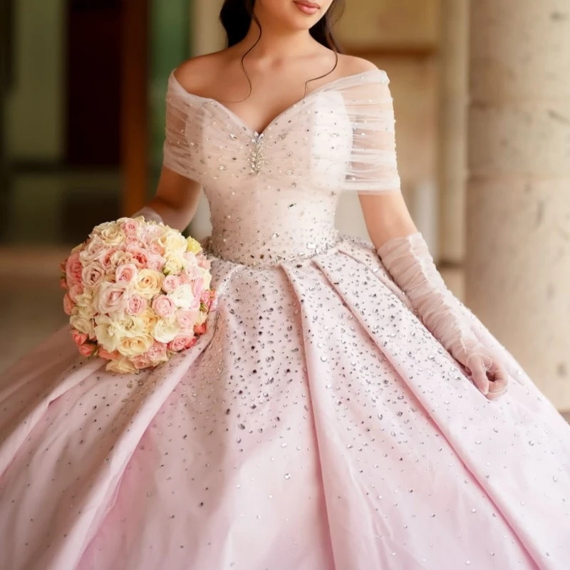 ピンクのキンセアニェーラドレス オフショルダー ビーズ クリスタル タル パーティー 誕生日 スイート 16 ドレス Vestidos 15 De Anos