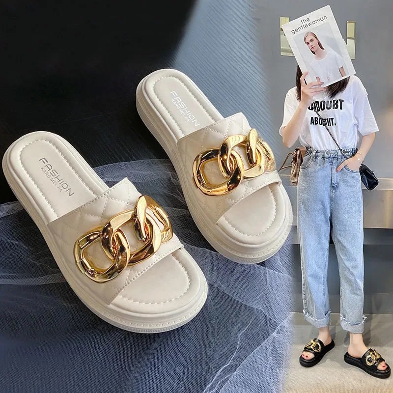 Luxury Summer Slippers Women Flat Outdoor Trend Beach Sandals Female Flip Flops Brand Design Slides Shoes Woman 2024