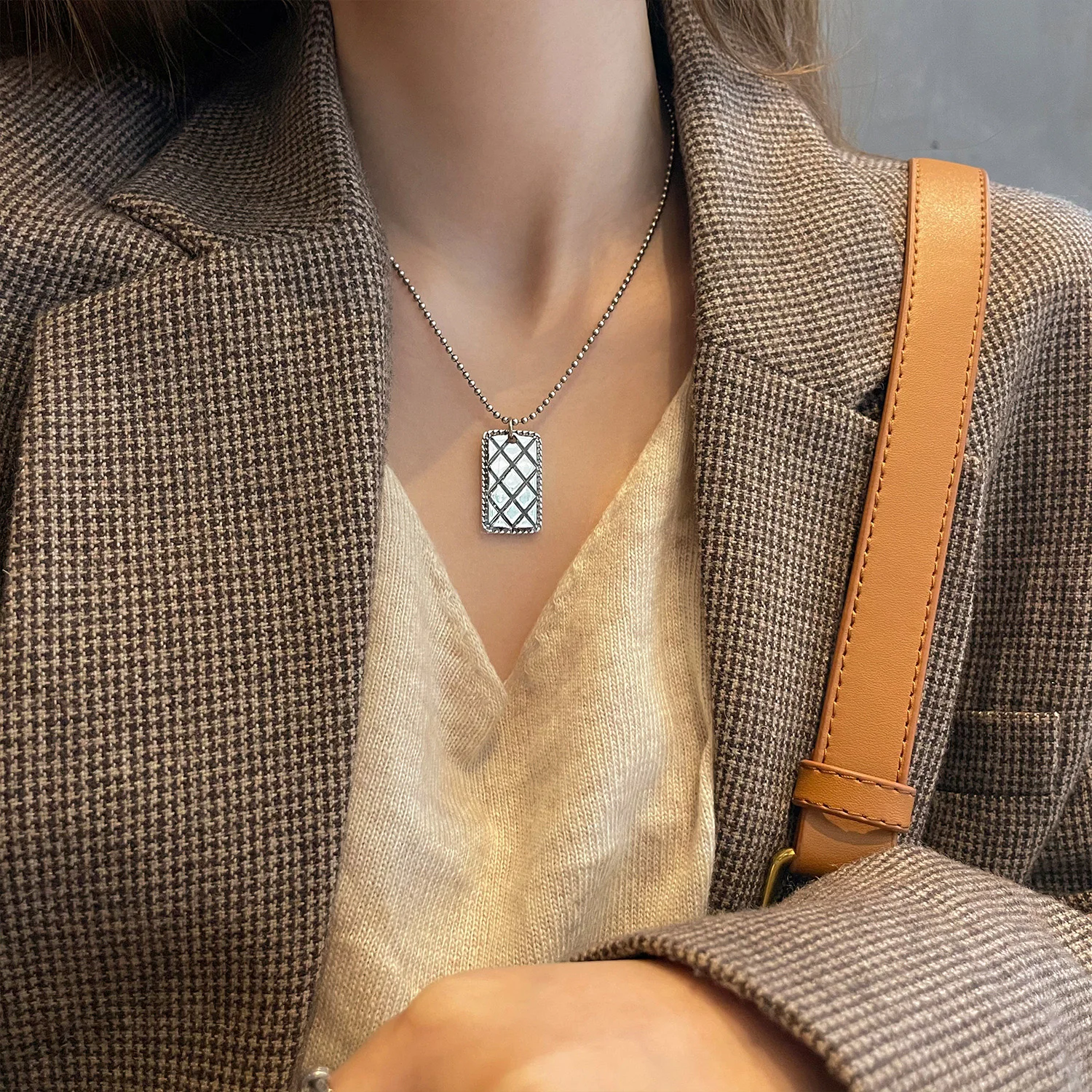 Minimalist rhombus สี่เหลี่ยมผืนผ้าสร้อยคอจี้ใหม่ในหรูหราออกแบบ Hip hop สไตล์คอ party เครื่องประดับ fine
