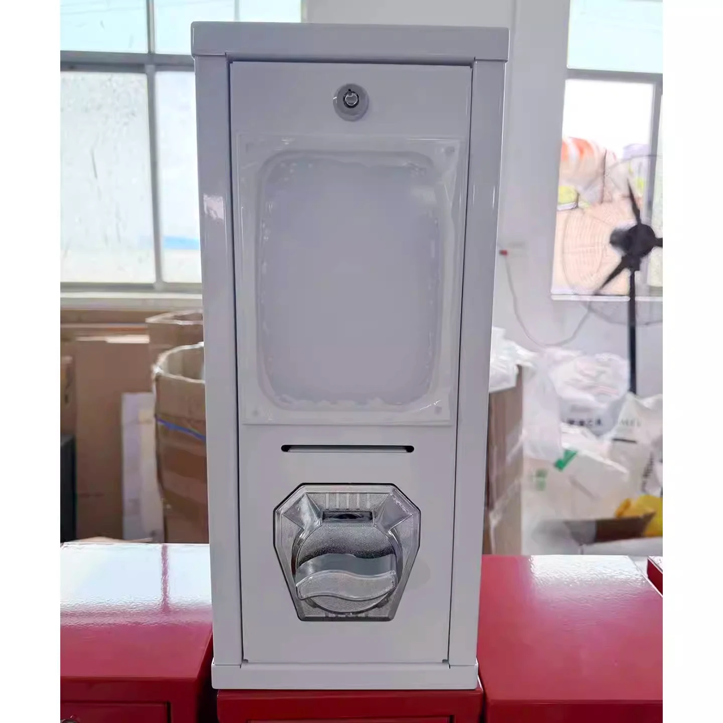 Arcade Card Vending Machine - آلة لف البطاقات الترفيهية الخارجية التي