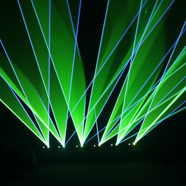 

L-6 Waterproof 30w RGB Animation Light Outdoor Big Event Stage Lights