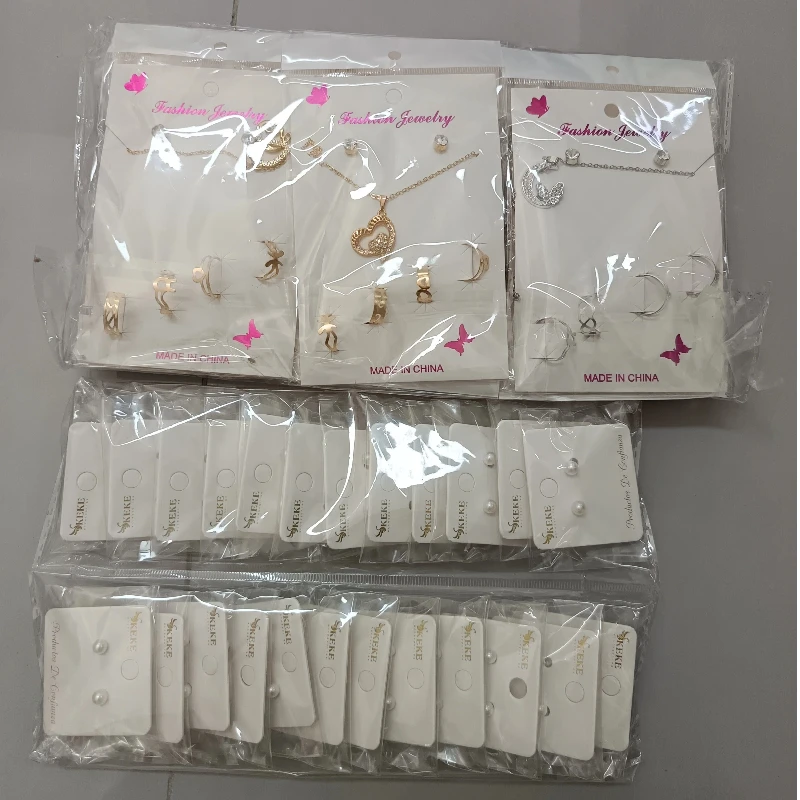 

Random 1/10/20/50 Piece Detailed Jewelry Set Women Carved Necklace Patterned Earrings Textured Ring Intricate Accessory