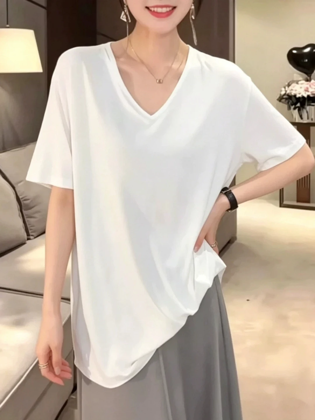 White Loose V-Neck Ice Silk Short Sleeve T-Shirt Women's Summer plus Size Conceals Belly Slimming Versatile Top