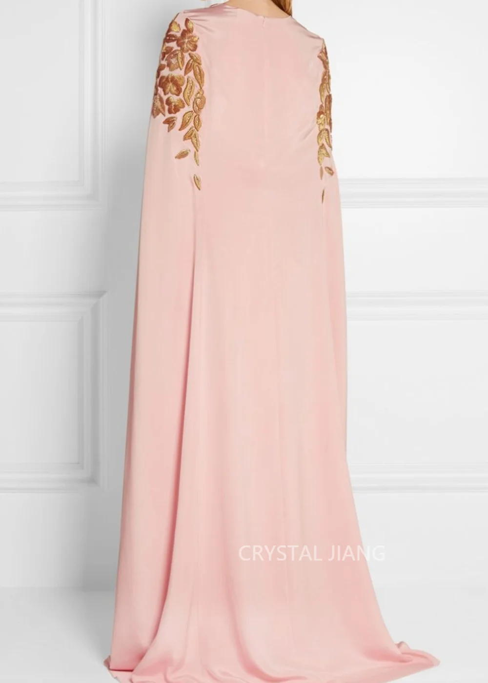 Vintage Long Pink O Neck Crepe Evening Dresses with Cape Gold Appliques Straight Slit Floor Length فساتين الحفلات for Women