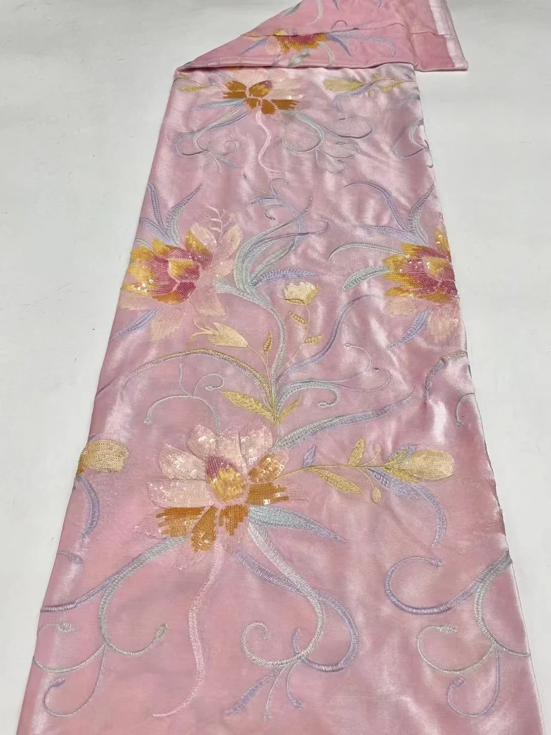 

French pink chiffon embroidery fabric, high-quality African lace fabric, diy Nigerian wedding party dress. High quality