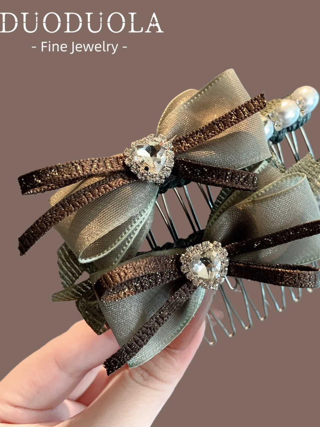 pente-de-cabelo-estilo-coreano-com-perolas-presilha-lateral-feminina-elegante-em-formato-de-coracao-com-diamantes-embutidos-pente-traseiro-moderno-e-volumoso