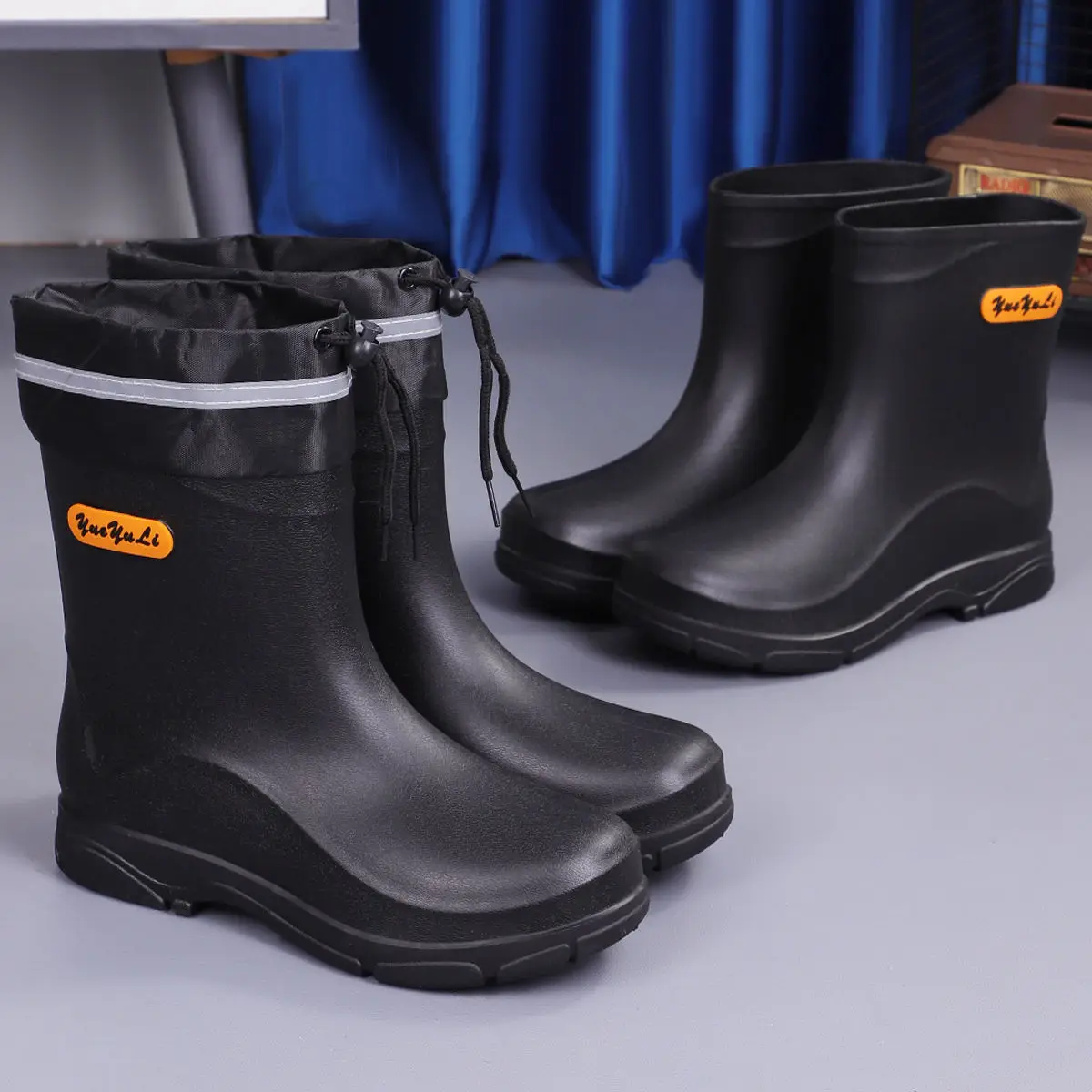Warm Young Fleece-lined Rain Boots for Men Motorcycle Autumn Winter Galoshes City Designer Teenagers Rubber Work Water Man Shoes