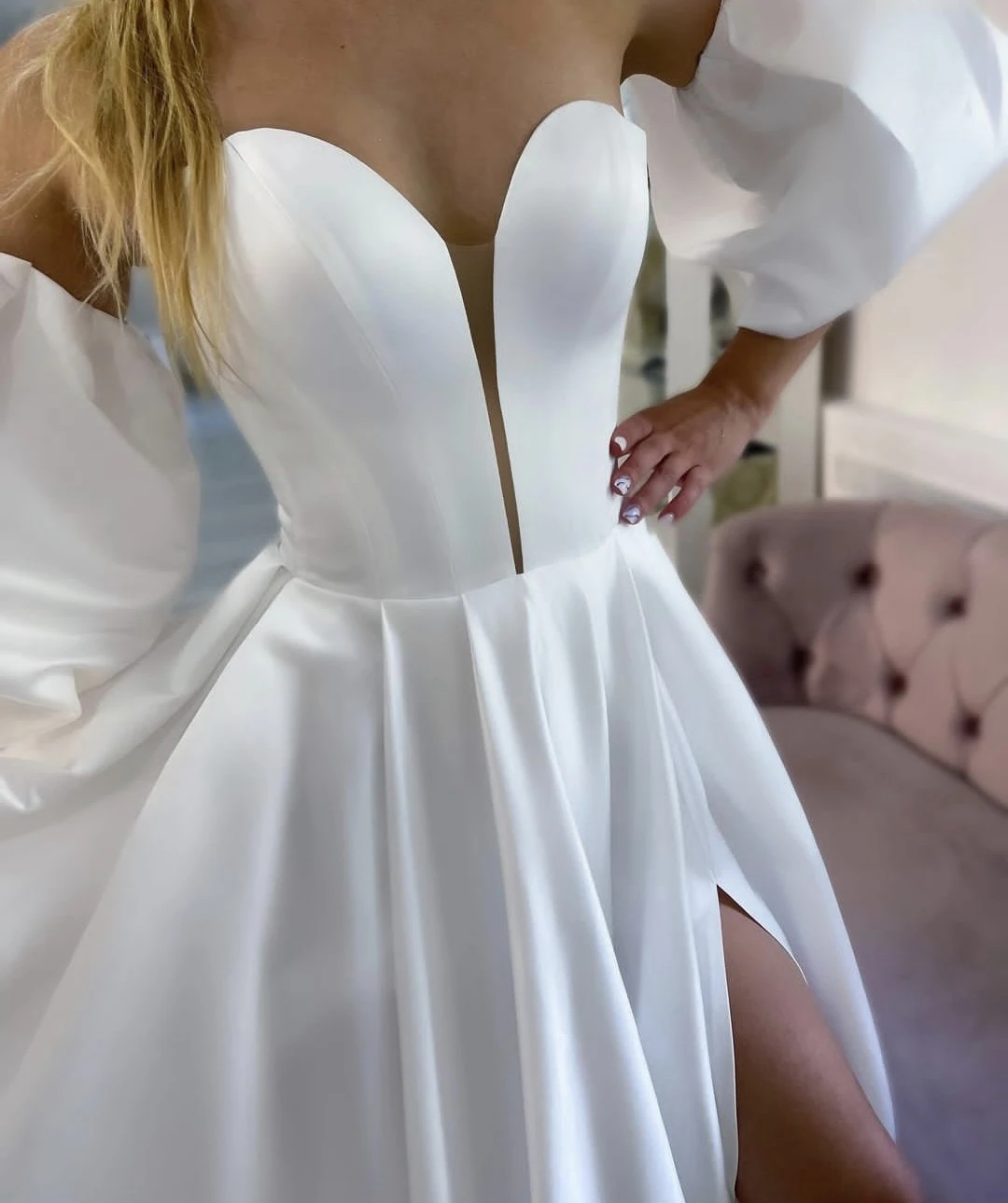 Vestido de Novia spacco laterale a-line maniche a sbuffo personalizza per misurare affascinante abito da sposa lunghezza del pavimento personalizza per le misure