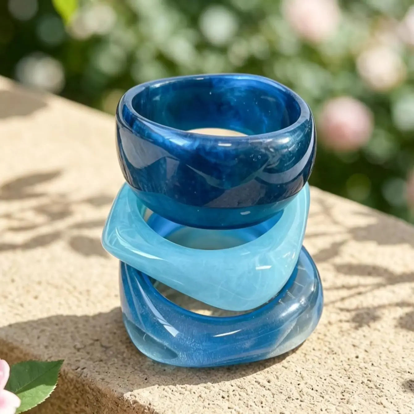3pcs Blue Irregular Geometric Ombré Clear Resin Bracelet  Fashionable Women's Stackable Jewelry  Gift