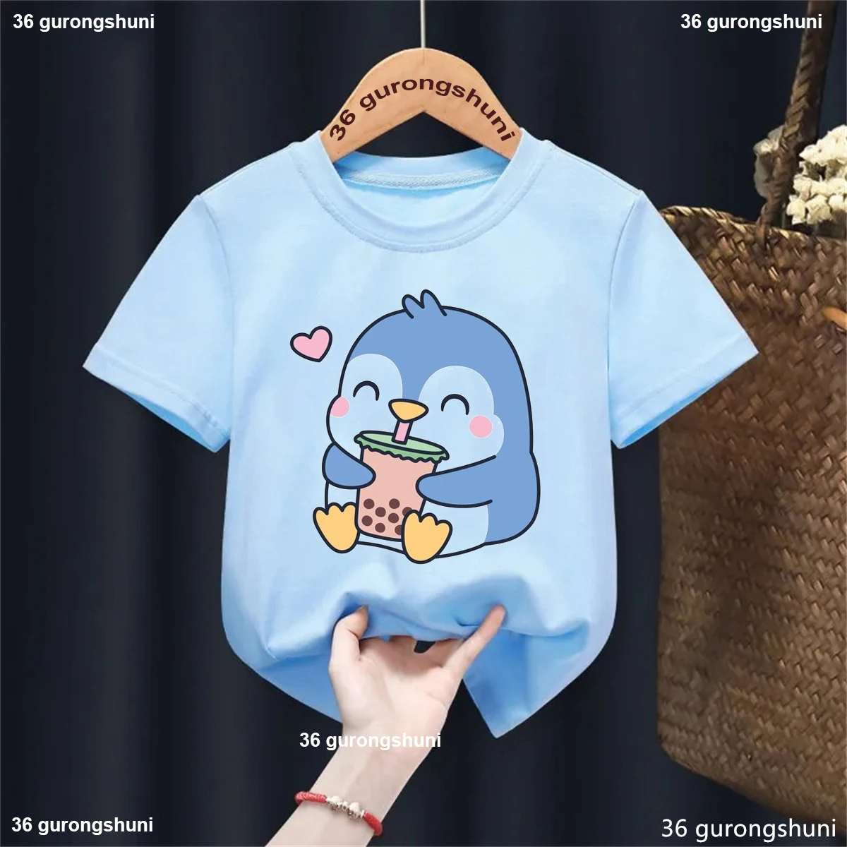 

Kawaii Penguins Love Bubble Tea Cartoon Printed Tshirt Girls/Boys Funny Kids Clothes Fashion Soild 3-13 Years T-Shirt Tops