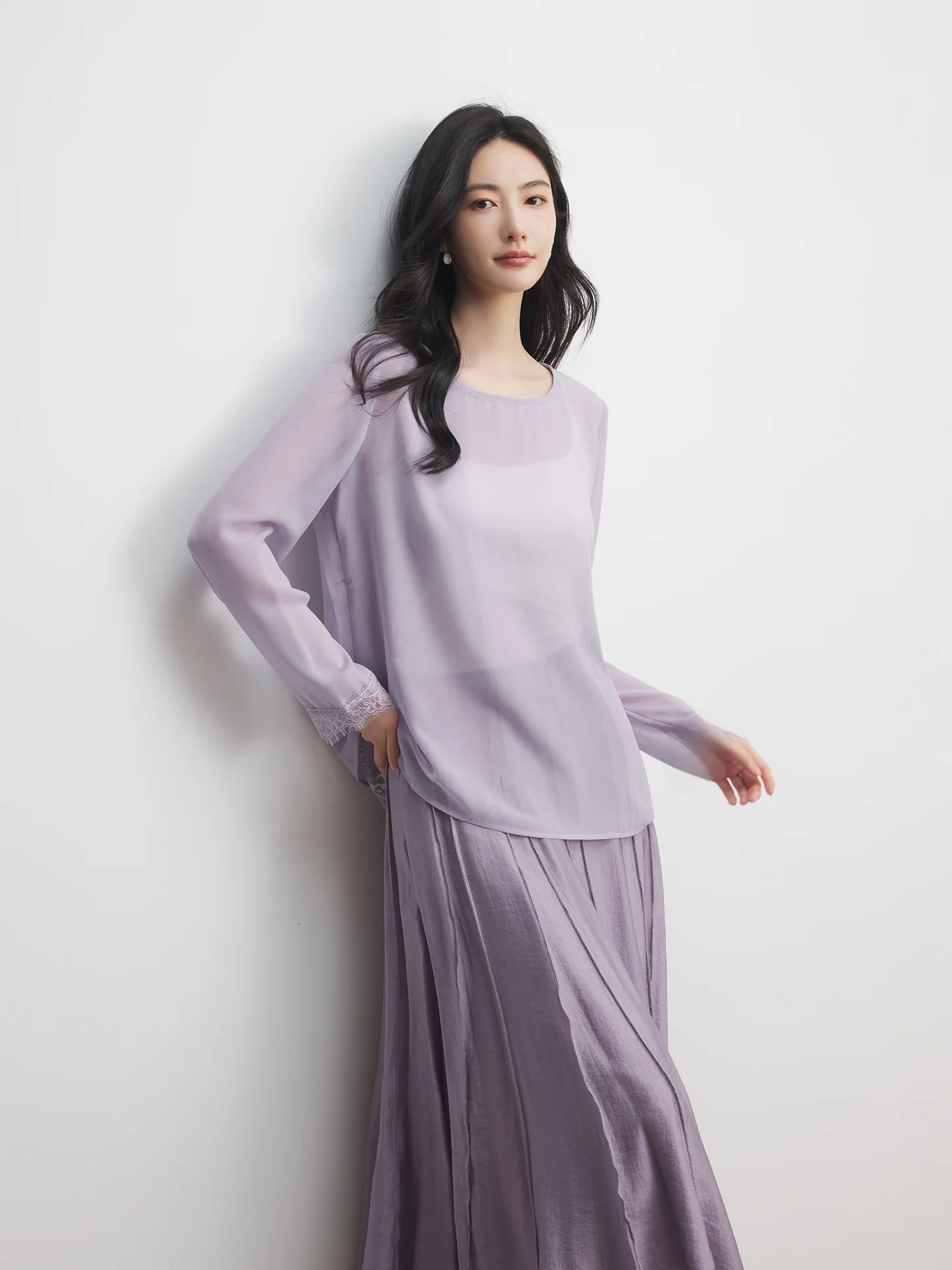 

Летняя легкая женская блузка Annata с длинным рукавом, круглым вырезом, кружевными вставками и защитой от солнца, мягкая, нежно-фиолетовая