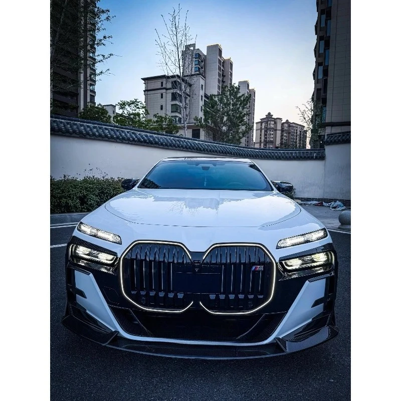 Dry Carbon Fiber MSY Style Body Kits for 7 Series I7 G70 2023-2024 Front Lip Side Skirts Rear Diffuser
