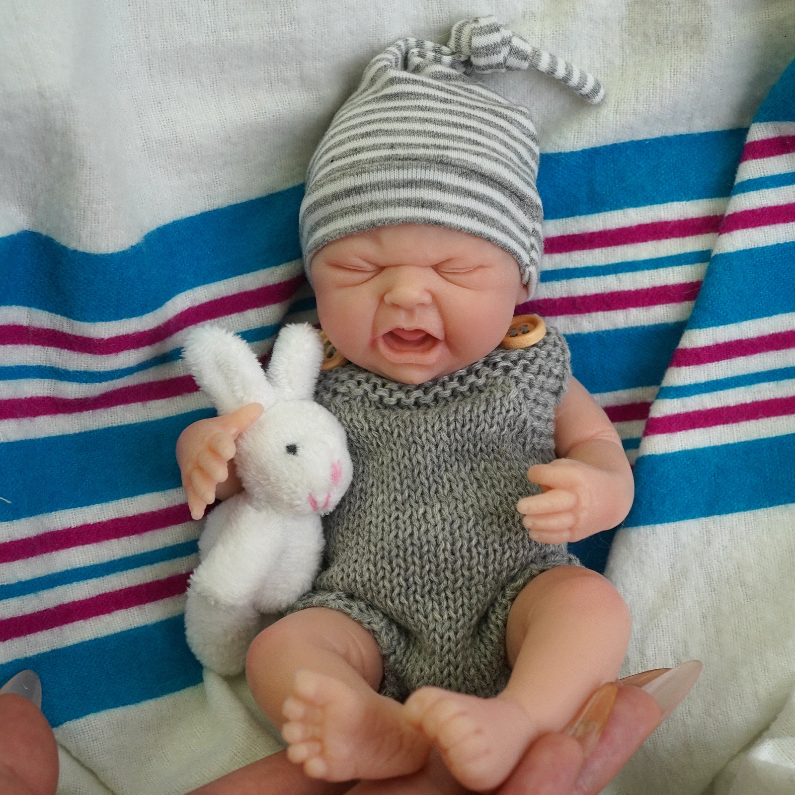 

7inch Full Body Silicone Baby Dolls Boy，Mini Realistic Newborn Baby Doll Real Life Miniature Baby Doll with Feeding Accessories