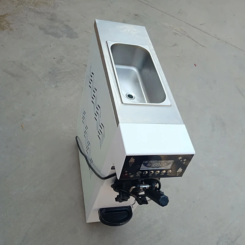 

12L / H Taylor Ice Cream Machine 900W Thailand Ice Cream Machine Soft With Brand Compressor