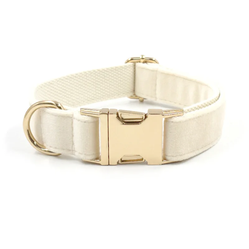 Set arnés y collar personalizado para perros de terciopelo lazo_voghion.com