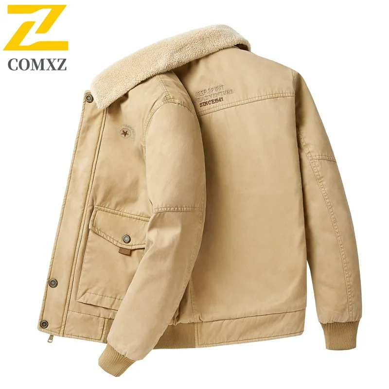 سترة مبطنة للرجال من COMXZ بنمط سترة مقاومة للبرد وياقة واقفة عالية الجودة على طراز الشارع الحضري سترة واقية جديدة للشتاء الخفيف