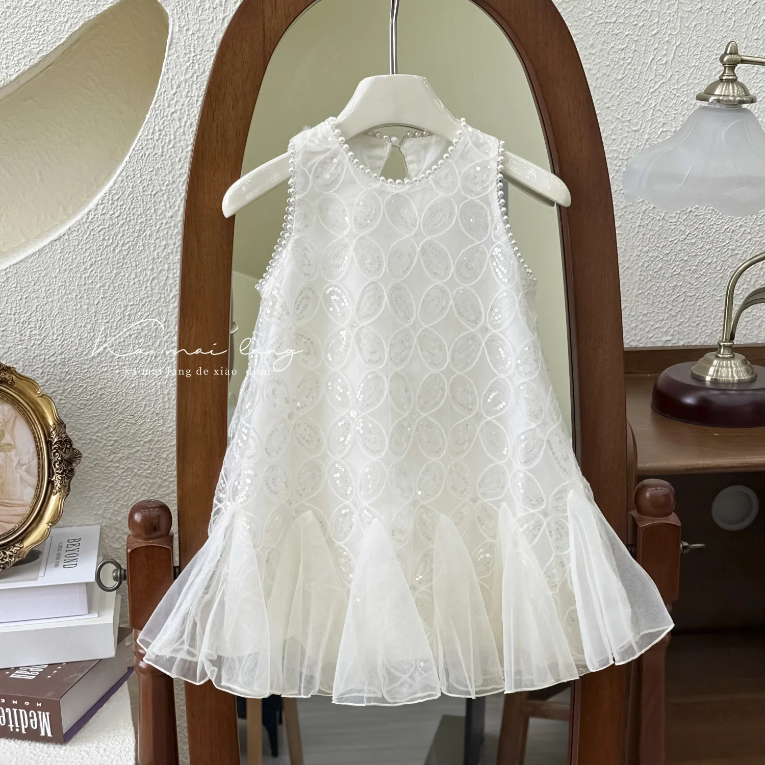 

Girls' dress summer 2025 new Korean style children's princess dress, stylish pearl sleeveless baby girl vest skirt