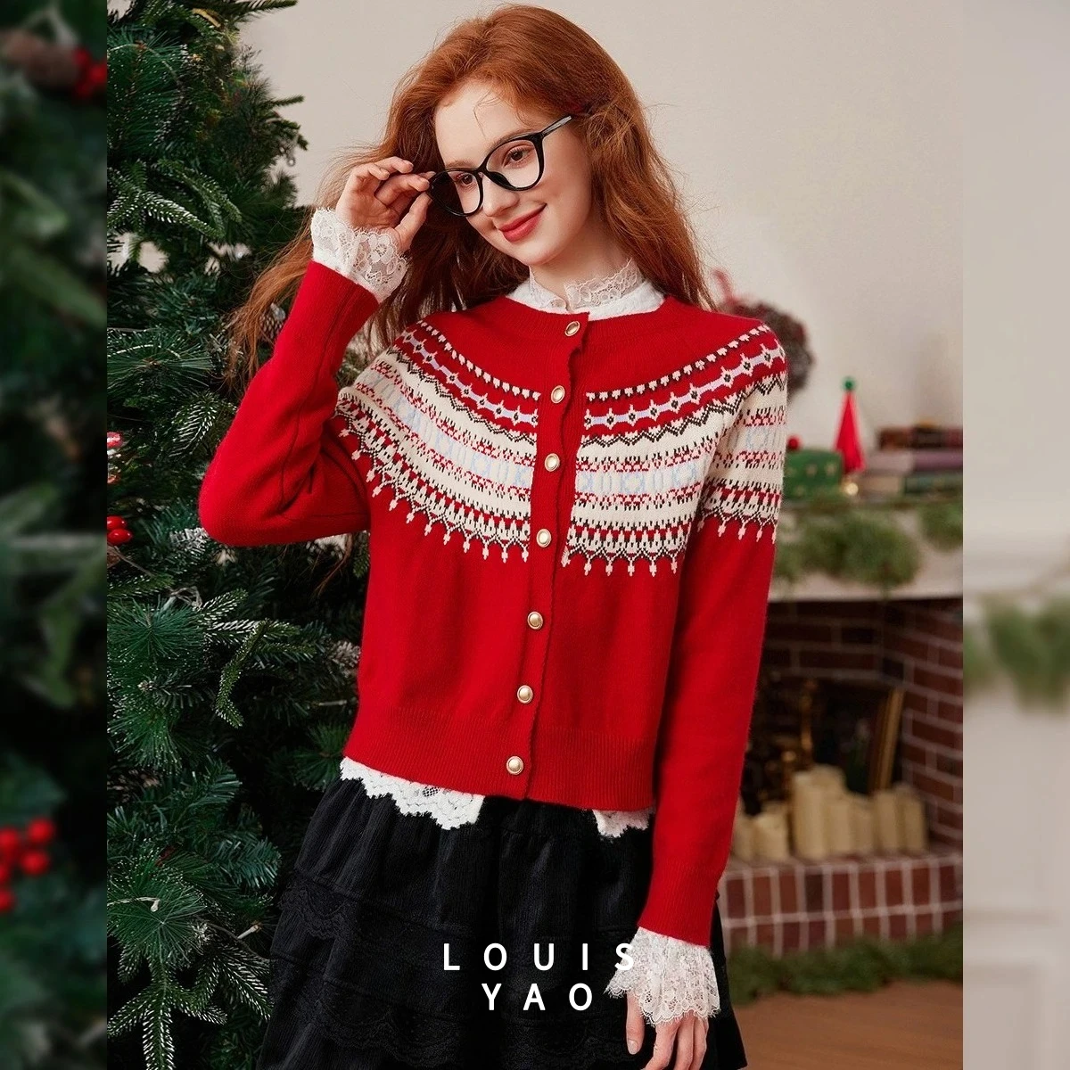 

LOUISYAO Christmas Knitted Sweater 2025 Autumn/Winter Knit Shirt Jacquard Micro Elastic Cardigan Round Neck Women's Knitwear