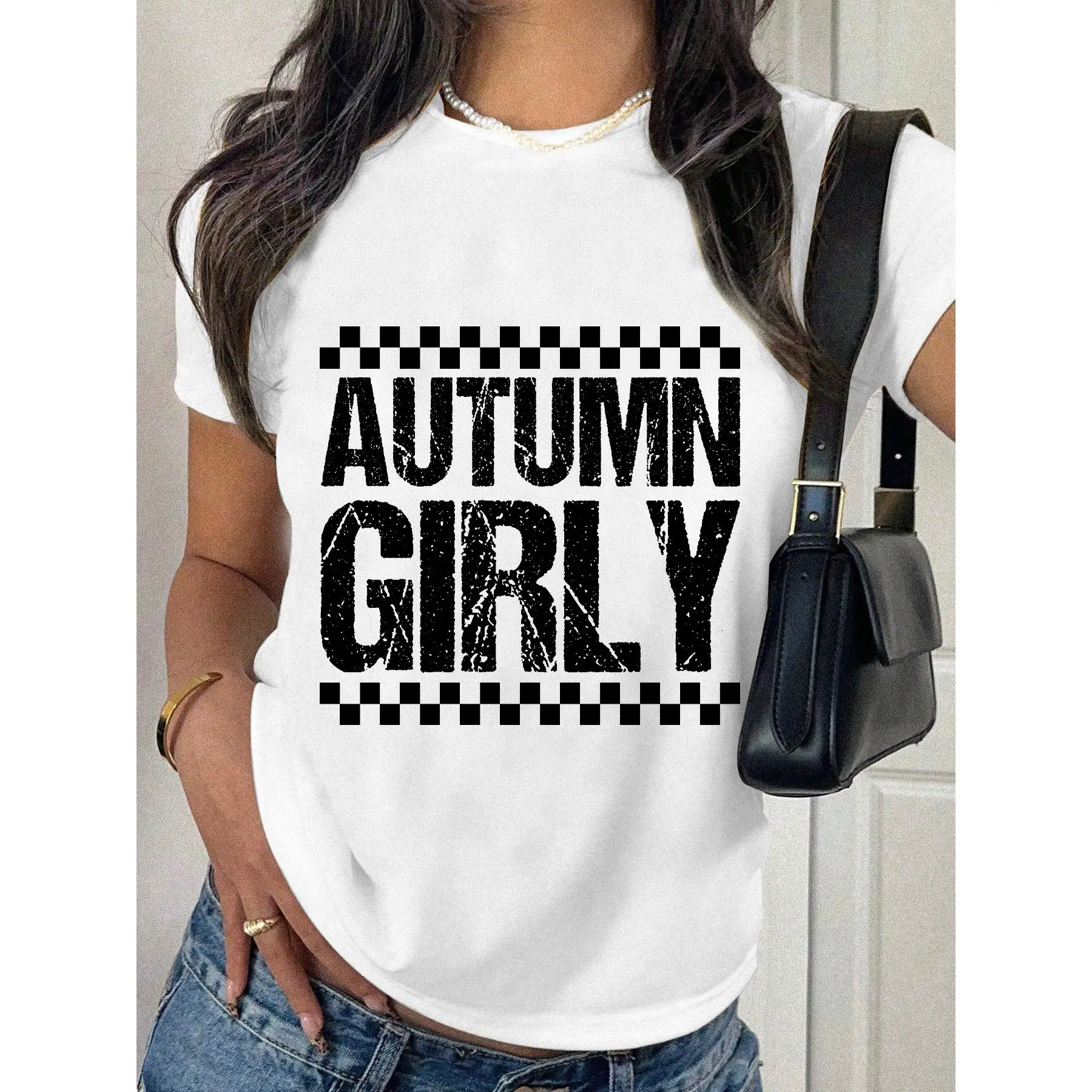 

Women's Autumn Girly T-Shirt, Retro Checkerboard Print Tee, Fall Fashion Aesthetic Top, Vintage Streetwear Casual Apparel