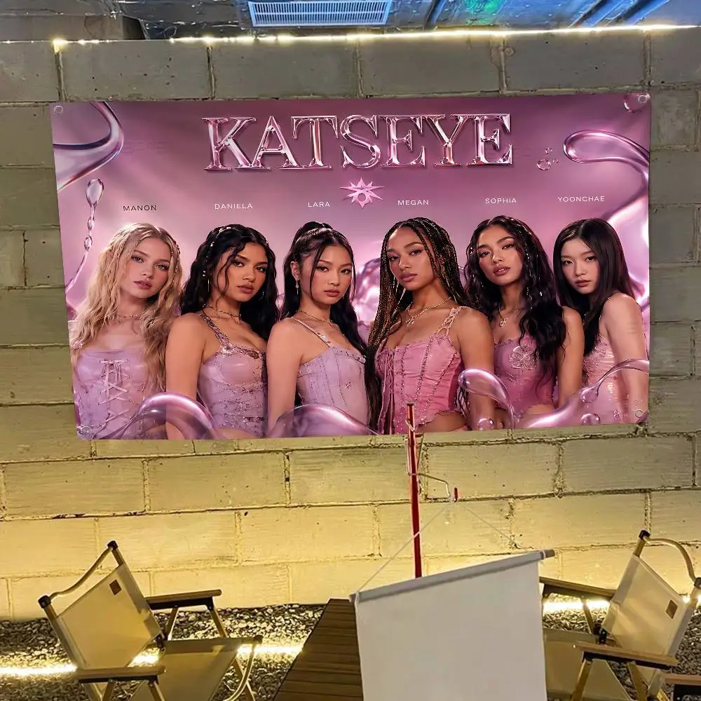 Kpop Band K-Katseyes Retro Flags Multiple Choice Living Studio Booth Interior Decoration Banner