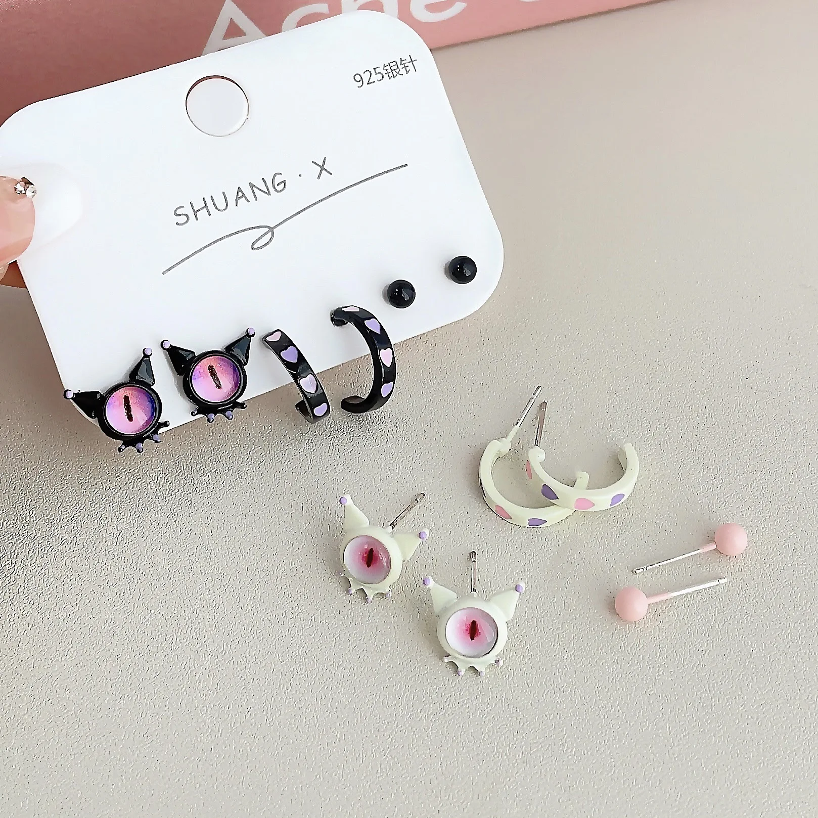 

Sweet Cute Little Cartoon Monster C-shaped Heart Hoop Stud Earrings Set for Women Y2K Black White Girls Creative Earring Jewelry