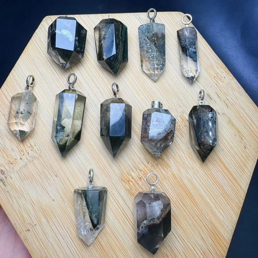 

1PCS Natural Colored Stone Quartz Garden Pendant Polished Crystal Jewelry Reiki Healing Gift Rock Decoration