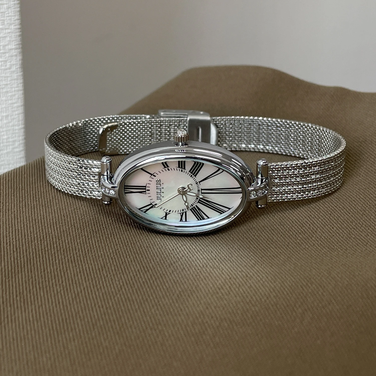 

Small And Exquisite Brand-Name Women'S Watch, High-Value And Elegant Style, 2026 New Model, A Great Gift For Ladies.