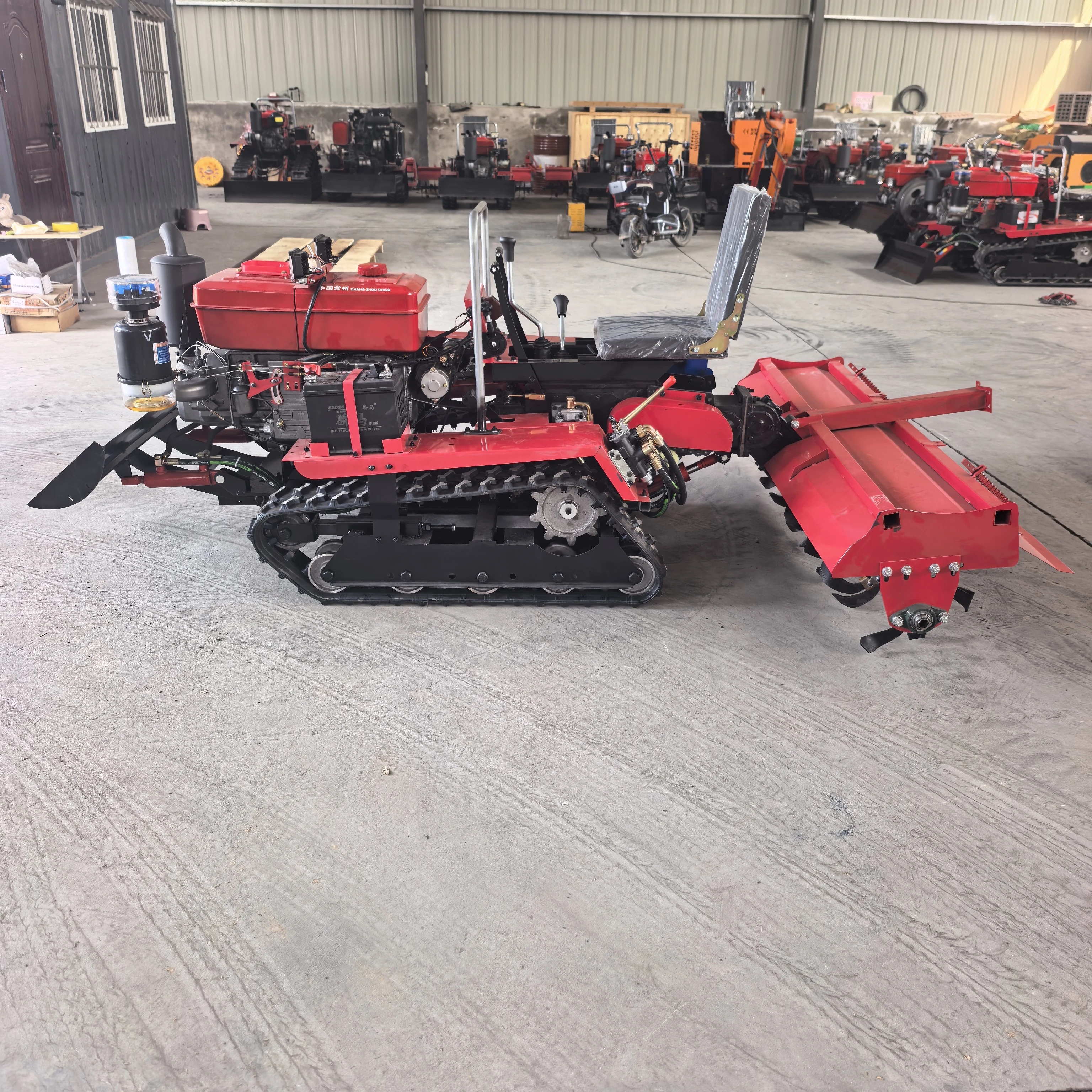 

Ride-on Dryland Rotary Tiller Agricultural Micro Tiller Tracked Tiller Small Tracked Tractor