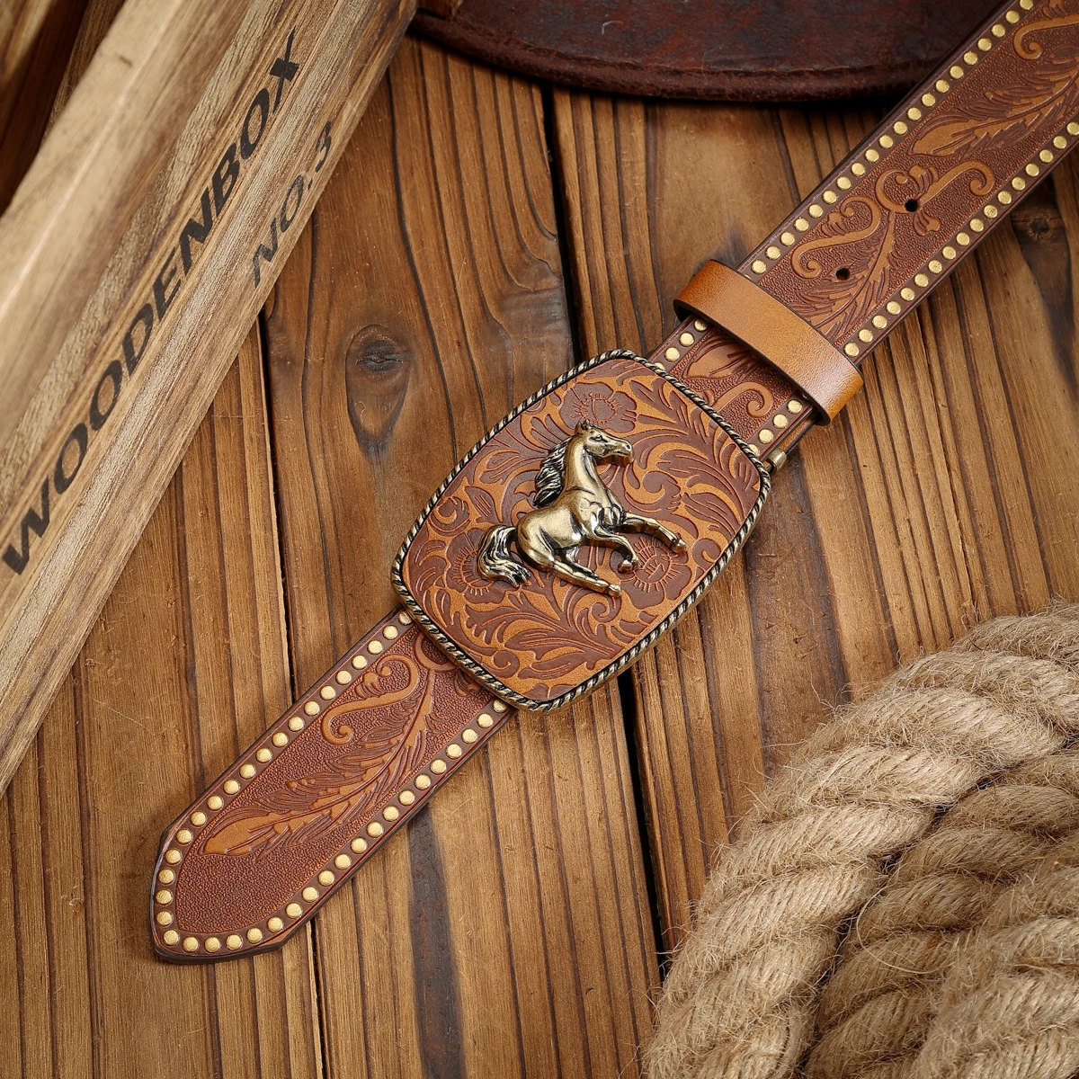 Ein PU-Gürtel im Western-Stil, geeignet für Männer und Frauen, im Bohemian-Stil und Retro-Look, perfekt für alltägliche Freizeitausflüge. – Detail 6