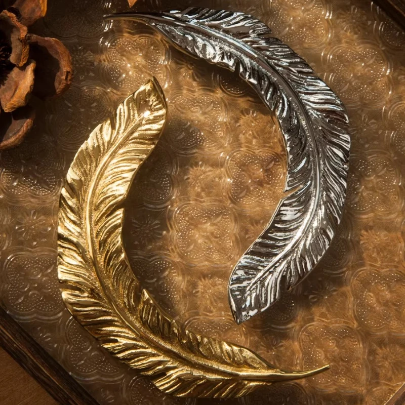 Creative Feather Brass Drawer Pulls Vintage Golden Cabinet Handles for Wardrobe Furniture Hardware Luxury European Antique Decor