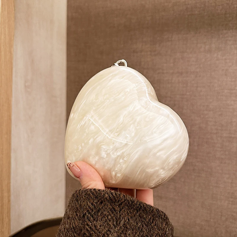 

Designer Acrylic Hearts Clutch Bag with Pearl Chains for Women Fashionable Evening Party Shoulder Crossbody Bag Small Handbag