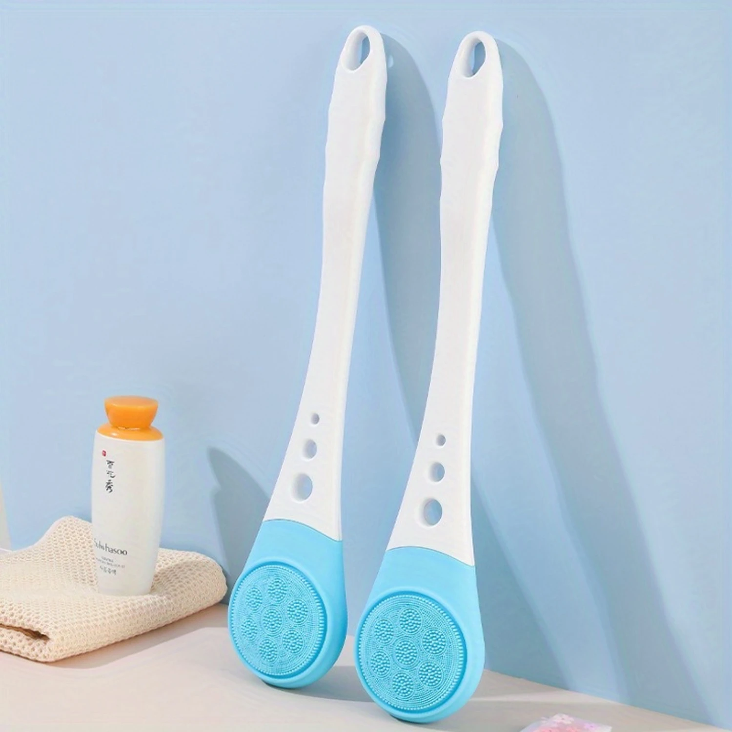 Ergonomic Long-Handled Bath Brush - Full Body Cleanse & Massage - Exfoliating Shower Tool for Ultimate Relaxation