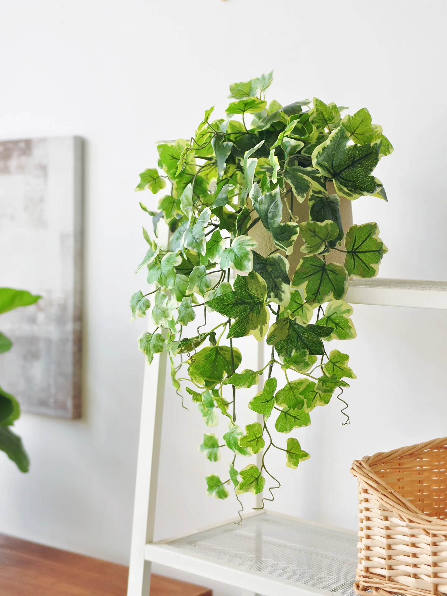 

l Looking Artificial een Plant Dangling in Pot for Office Balcony Decorative Hanging Plant Art484 Home Decor Accories