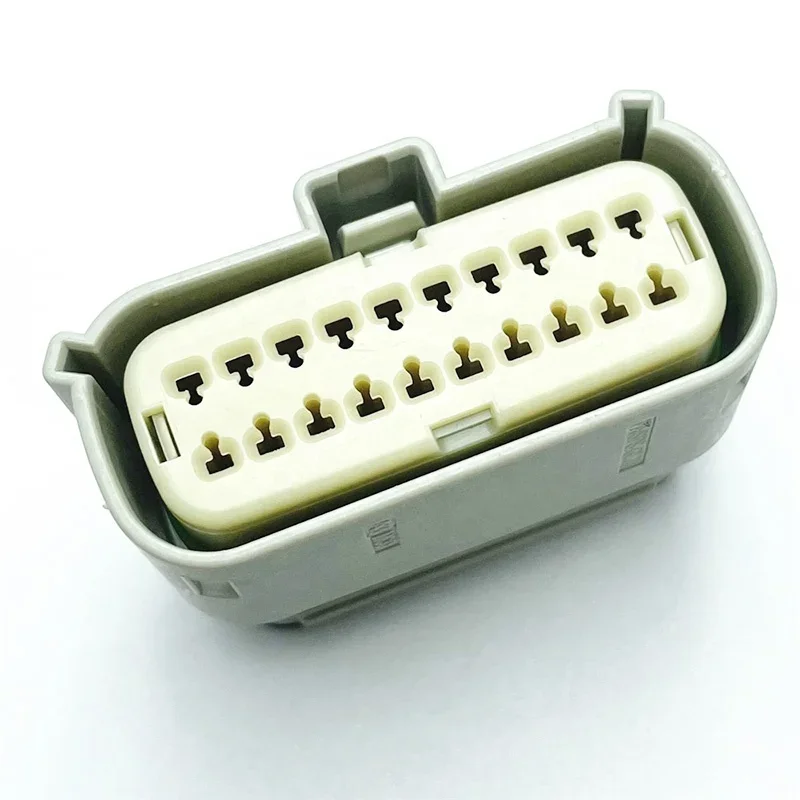 33472-2002 20-pinowe samochodowe inteligentne złącze żeńskie ECU 334722002