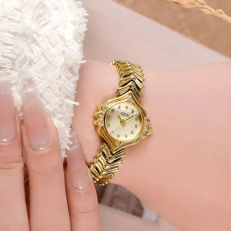 

Luxury Golden Quartz Watch for Women with Rhinestone Bracelet Fashion Ladies Wristwatch Dress Clock Reloj Mujer