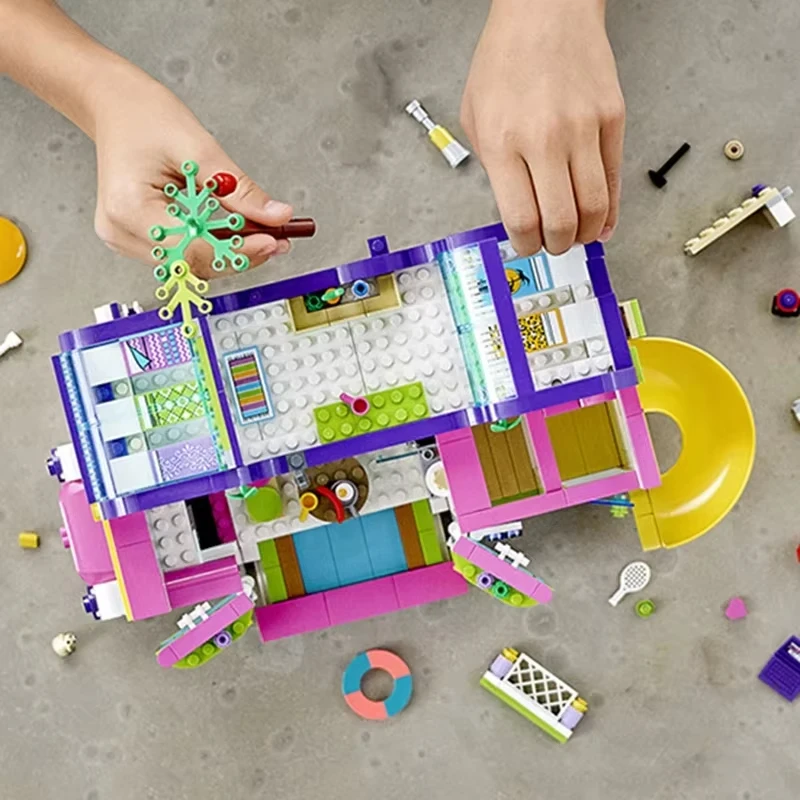 

778 Pcs Friendship Bus Compatible Building Blocks Building Blocks Toys Children Girls Christmas Children Gifts