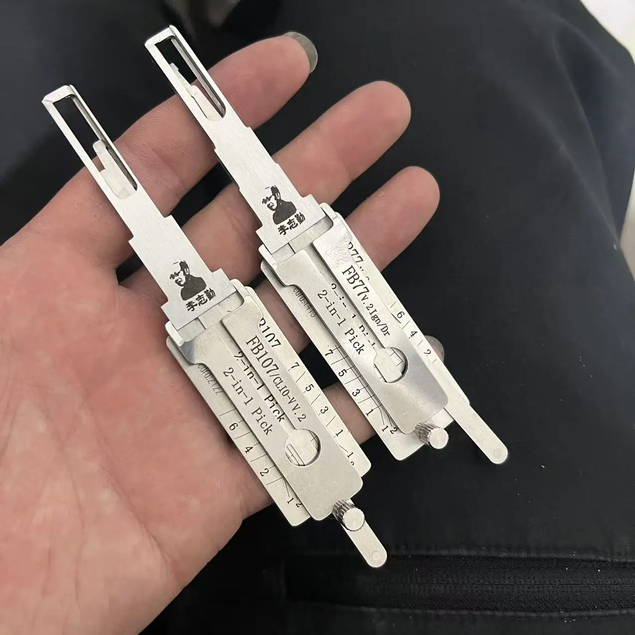 fb77-fb107-lishi-2in1-tool-for-2013-dutch-daf-renault-truck-door-lock-cylinder-locksmith-supplies-repair-tools