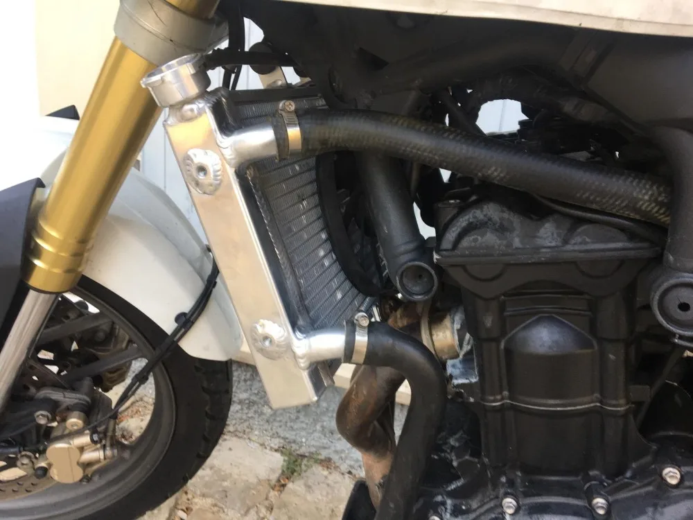 BIKINGBOY Motorkühler für Triumph Tiger 800 10 11 12 13 14 15 16 17 Tiger 1050 06-18 07 08 09 Wasserkühler poliert – Detail 10